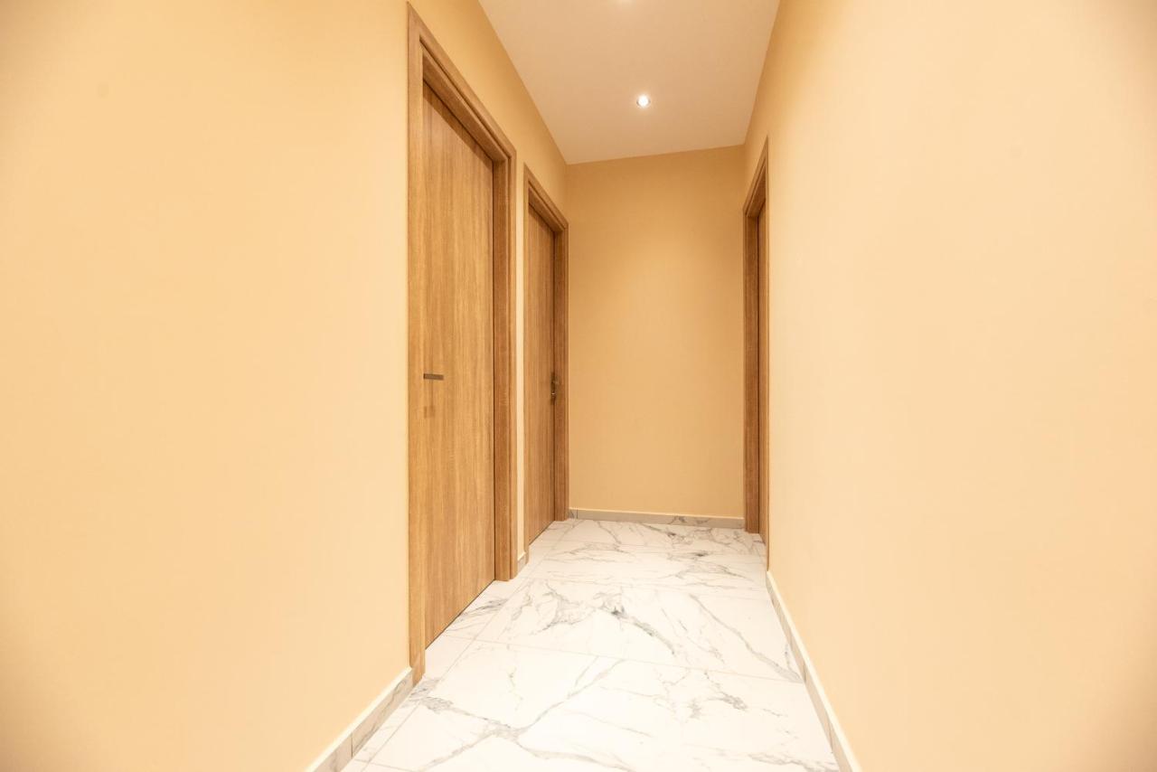 Mini Suites Near Athen'S Airport Free Shuttle From And To Athen'S Airport Spata  Bagian luar foto